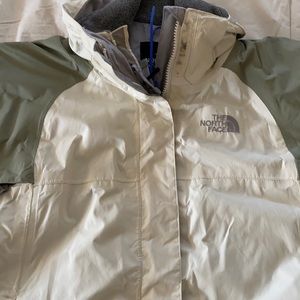 North Face Woman’s Ski Jacket